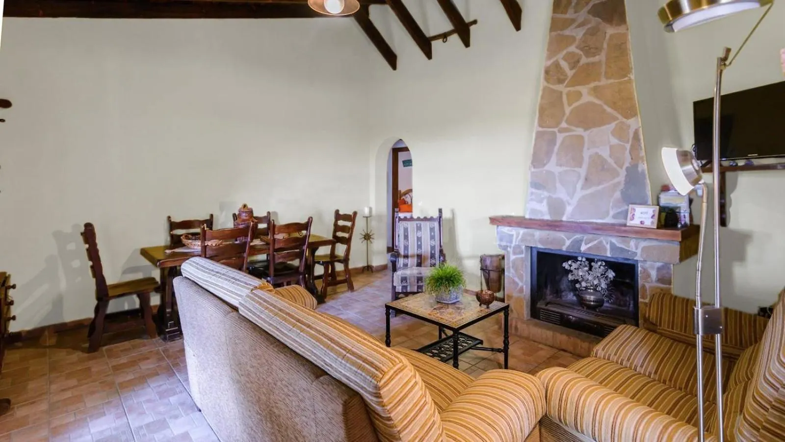 Finca Los Colorines Antequera - La Higuera By Ruralidays Spain